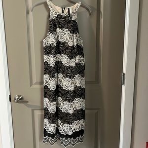 Kensie Black & Cream lined dress w/ 🏷️